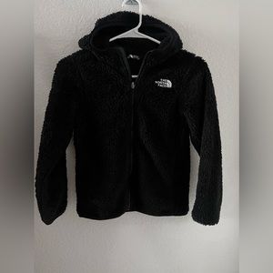 The North Face girls’ fleece jacket